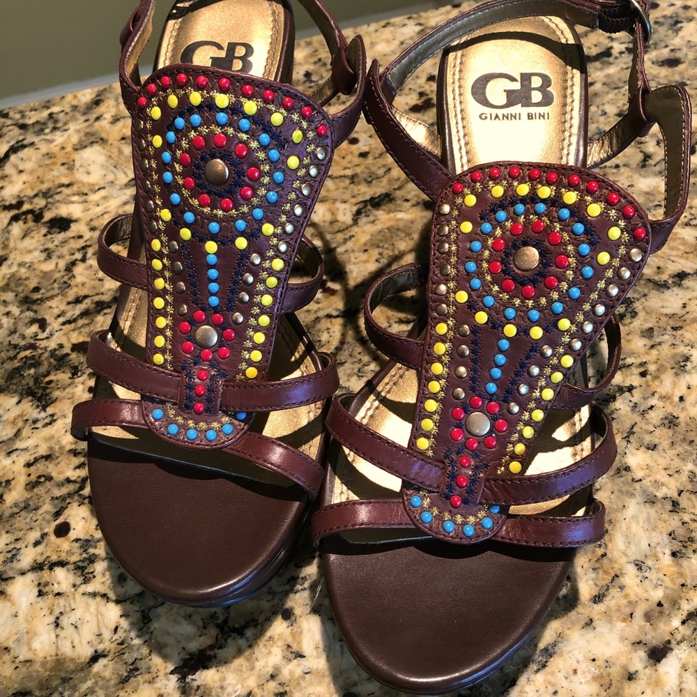 Gianni Bini women’s wedges